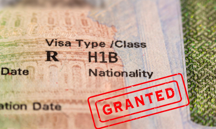 美国发布新指南：10万美元H1-B签证费仅适用于美国境外新申请人